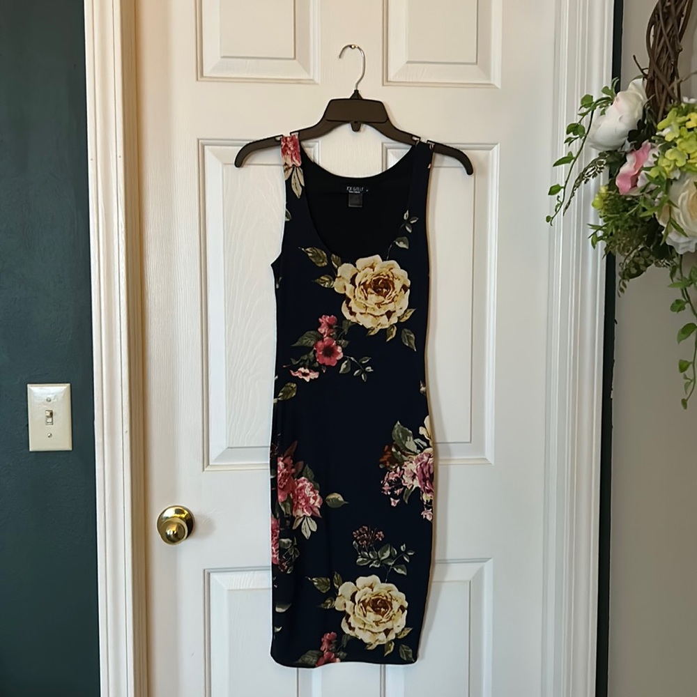 Joe & Elle Bodycon Navy Floral MIDI Dress, Size S